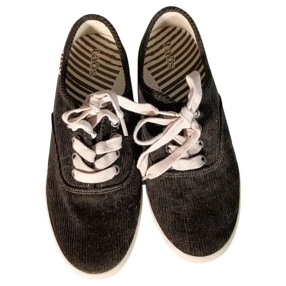 Taos Guest Star Sneakers Womens 7 Black Corduroy Lace Up Walking Shoes